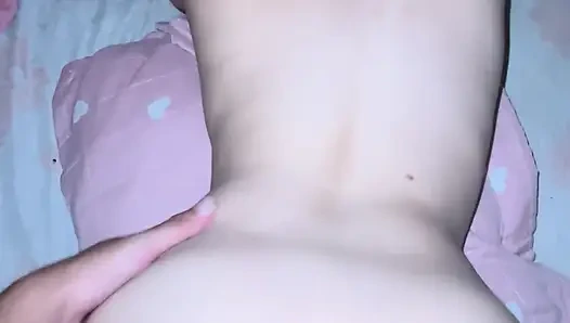 19 yaşındaki azgın büyük götlü latin erkek arkadaşına bolca seks yapıyor