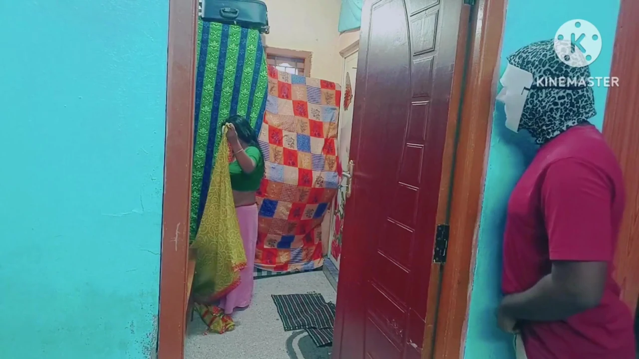 The Boss on His Maid While Changing Dress Then He Seduce and Fuck Her - She Pleading with Moaning