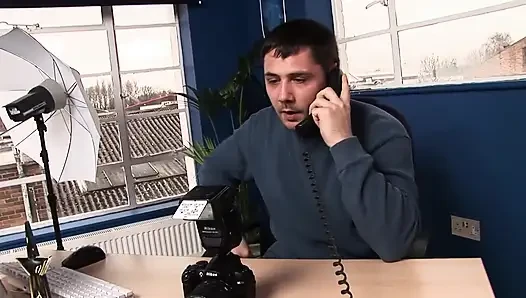 Üvey kız kardeşimi büyük memeli sikiyorum
