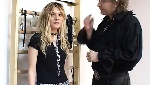 İtaatkar Mathilde'in oyuncu seçmeleri