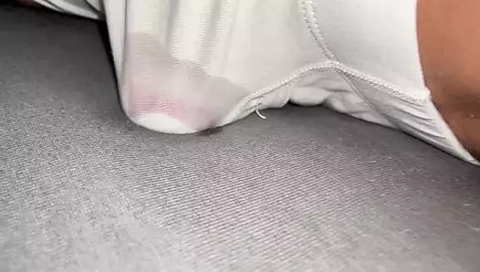 Beyaz adidas külot içinde boşalmak