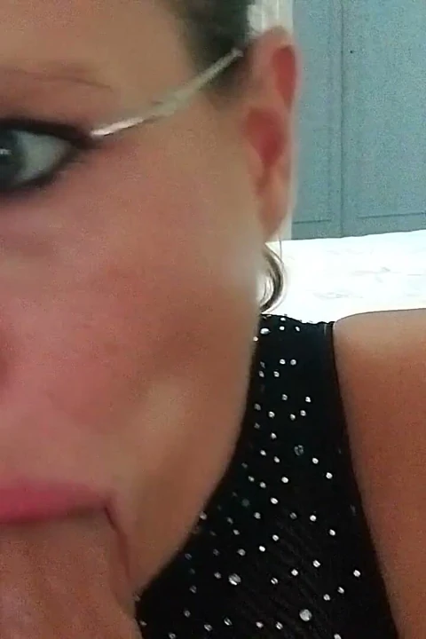 Jade ağzıyla Oynamayı Çok Sever