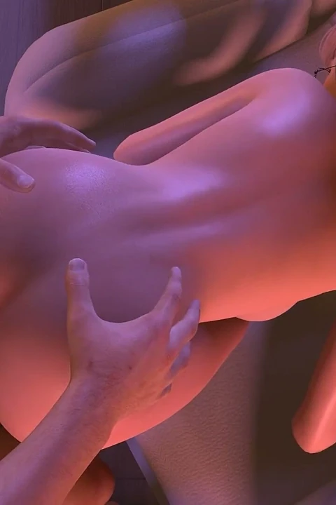 Seksi sarışın ayakta sikişiyor ve ayakta domaltarak sikişiyor