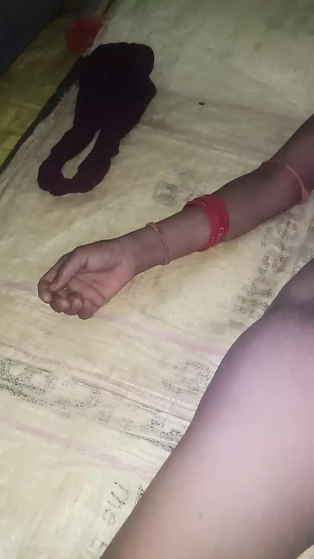 Karımın amını parmaklayıp suyu çıkardım