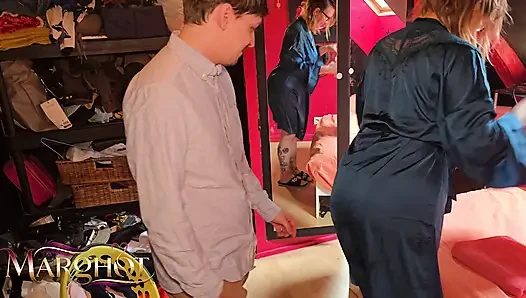 Yaramaz Alarm Saat - Sevgilim Beni Misafir Odasında Sevişirken Kocam Film Çekiyor
