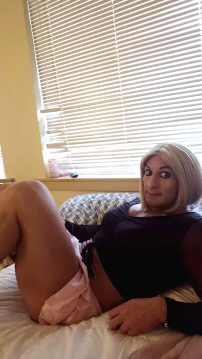 Missy stroking & smoking
