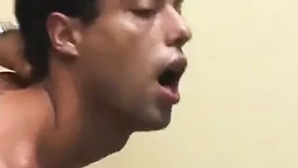 onlar onun dünyasında