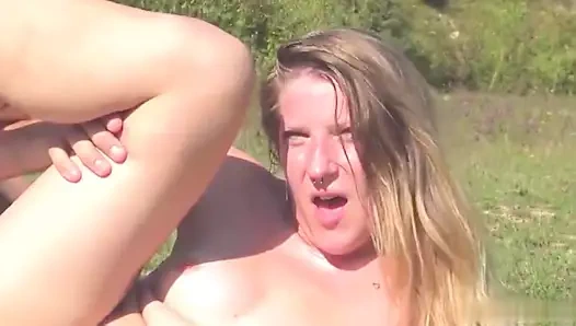 Fransız çift lanet içinde açık alan