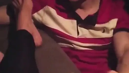 Tanrıça Kiffa ayak sürtüğüyle iddiaya girdi