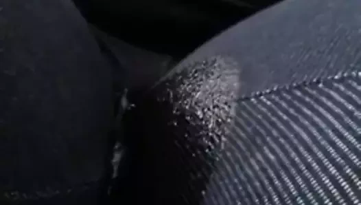 Pisse dans son legging