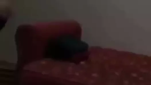 Benim lanetli sikimde boşalmak, aşkım