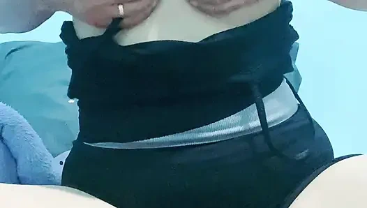 Üniversiteden eve gel ve orgazm olana kadar hemen vibratör kullan