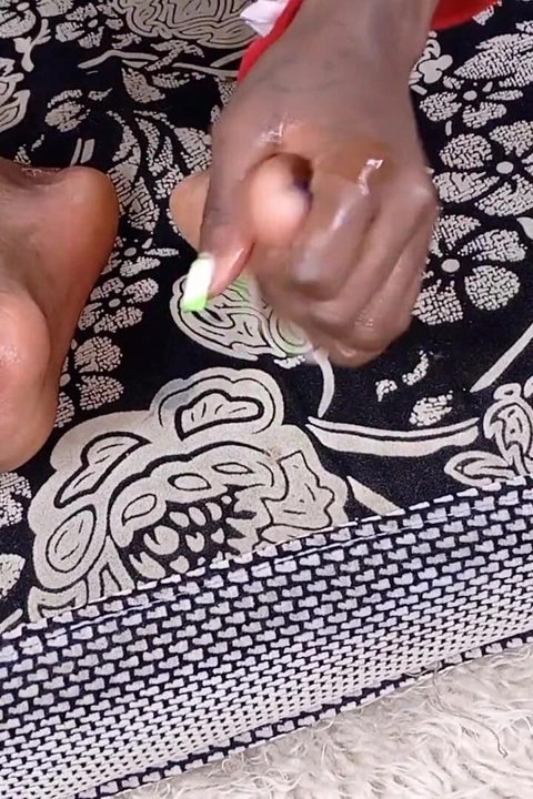 Bayan Santa ayak fetişi