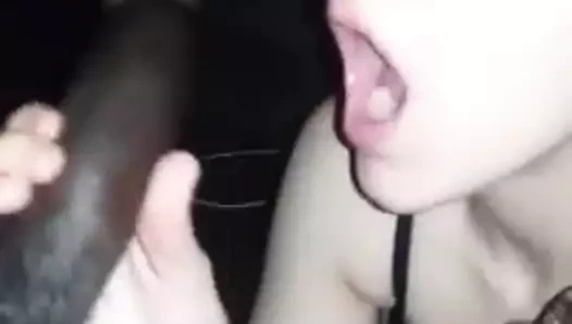 Muhteşem sarışın snowbunny bbc üzerinde slurps