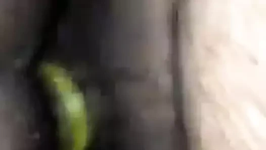 Hintli prezervatif ateşli kız arkadaş