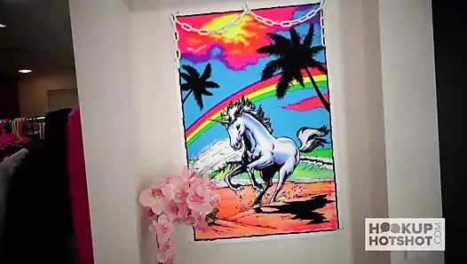 Genç sarışın skylar vox çevrimiçi tarih tarafından becerdin çöp alır