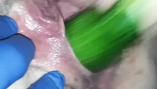 Ms.m kendini şişman bir kabakla tatmin ediyor