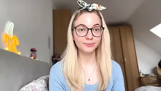 Onu 5329 dolardan ve yeni bir ysl çantasından boşalttim! (findom hikayesi)