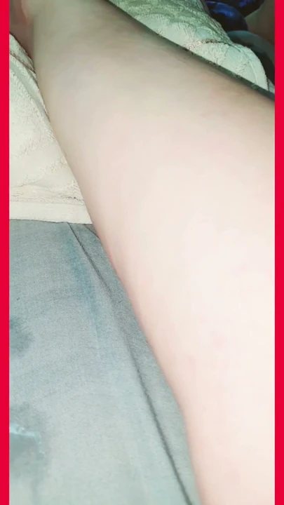 Bacağımın Üzerine Boşalırken Ayağımı Bol Göt Deliğine Derinlemesine Sokuyorum Arap Metres Karı Dominantlık Stepmom | Klip 1