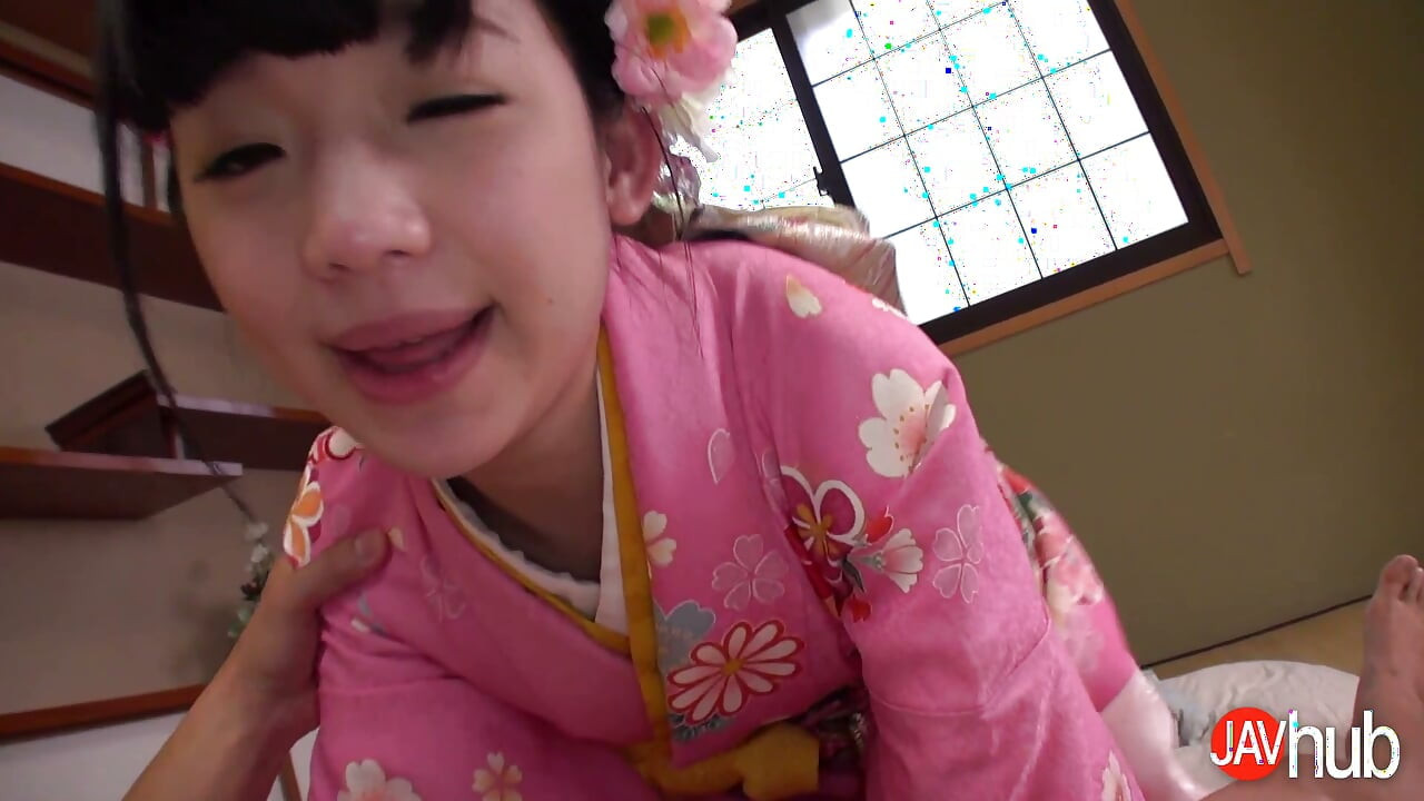 JAVHUB Sexy Yuna Himekawa kimono içinde sikiliyor