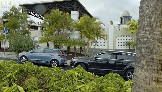 Alışveriş yok, sadece sürtük Mia Ferrari için sikişiyor