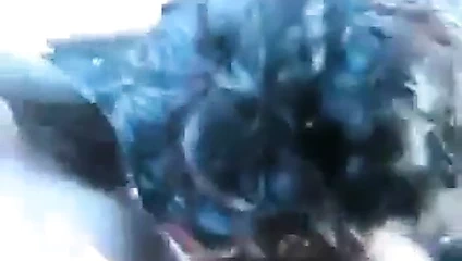 Ben araba sürerken kız arkadaşım bana oral seks yapıyor