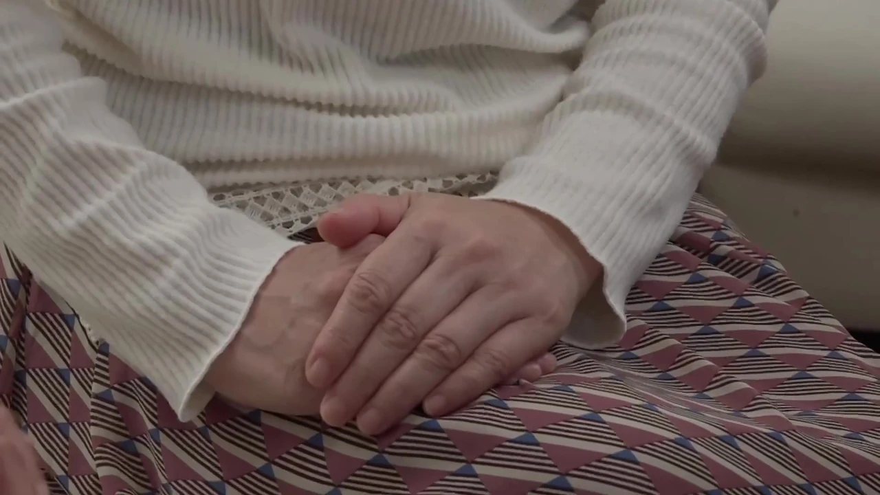 वह अभी भी सक्रिय है! दादी जो अपने ही वंशजों को खा लेगी वॉल्य। 4-3