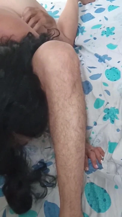 Эмоциональный момент из "Симпатичная жена трахается с богатым"