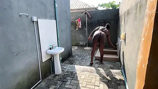 Eğer çok sikişmek kolaysa gel ve bunu dene