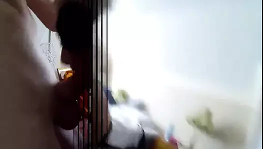 İsveçli adam, swinger karısı ve milf (iki video) vs.