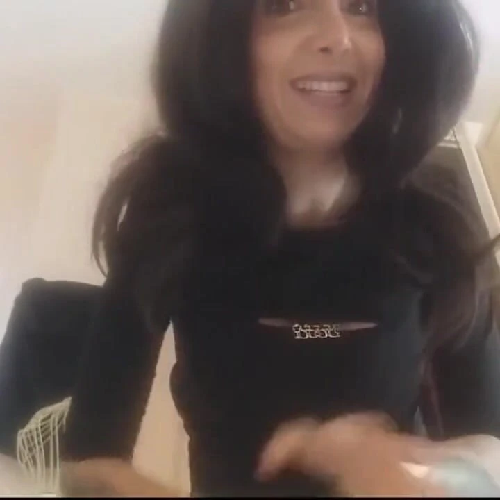 Genç bir m. seksi ve osuran kız