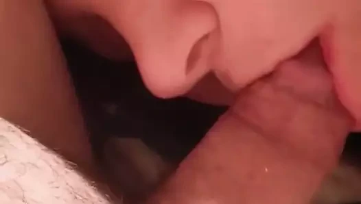 Benim milf için besleme horoz... güzel yuvarlak mourh eylem