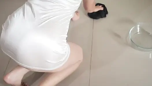 BOKEP INDO LATEST SEXY MAID DELIBERATELY DOESN'T WEAR UNDERWEAR LET HER EMPLOYER ENTOT