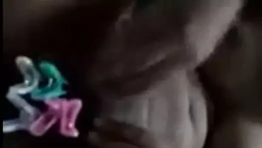 Meki cewe dijepit