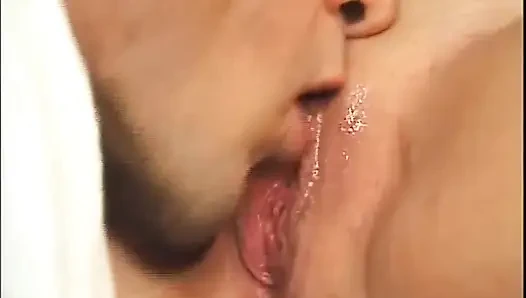 Üniversiteli Kelly, bölüm 4