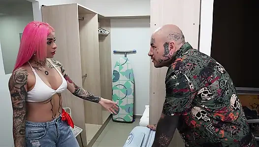 Pomagam uzdrowić rozstanie mojego przyjaciela z bardzo gorącym seksem lesbijek