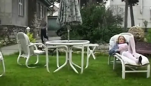 Avrupalı sürtük anal seks yapıyor