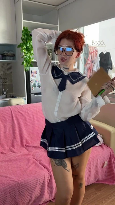 OnlyFanscome'da merhaba deyişiyle daha hızlı cevap veriyorum