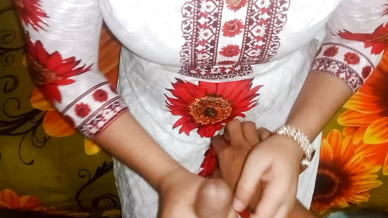 Gerçek bangla desi çift ateşli videolar