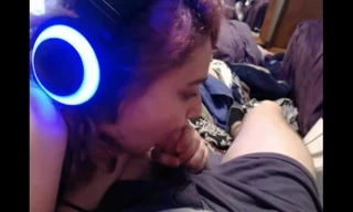 petite suceuse