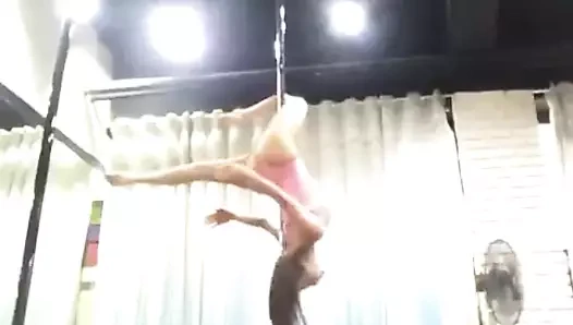 seksi Çinli kız striptizci 4