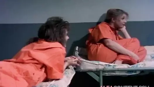 hapishanede klasik lezbiyen eylem