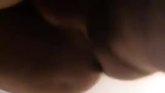 Babam yine götümü sikiyor