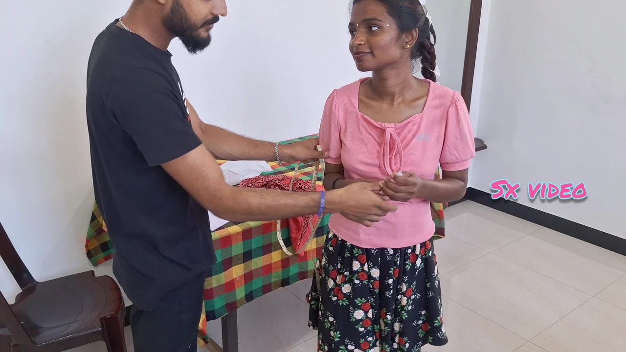 सौतेले भाई को गलती से सौतेली बहन को हार्डकोर चोदने का मौका मिलता है