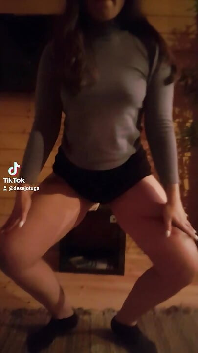 Twerk yapıyor