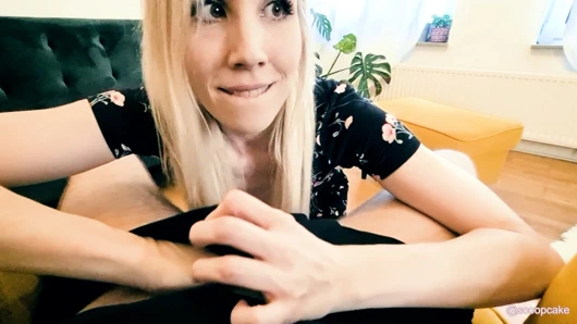 boşalmamaya çalışın! inanılmaz derin boğaz oral seks çılgın attırma ile biter