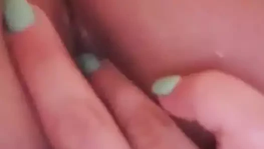 Efendinin amcığı çok ıslak! Duymak ister misin?