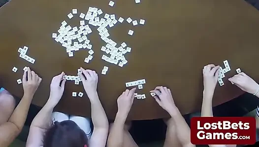 İki akıllı striptiz profanagram kazananı oyuna hükmediyor