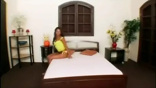 Terbiyesiz - sıfır pudore (tam porno film)