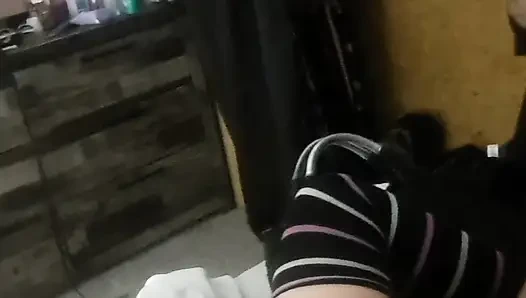 Velvetpixie bacaklar arasında iyi vakit geçiriyor